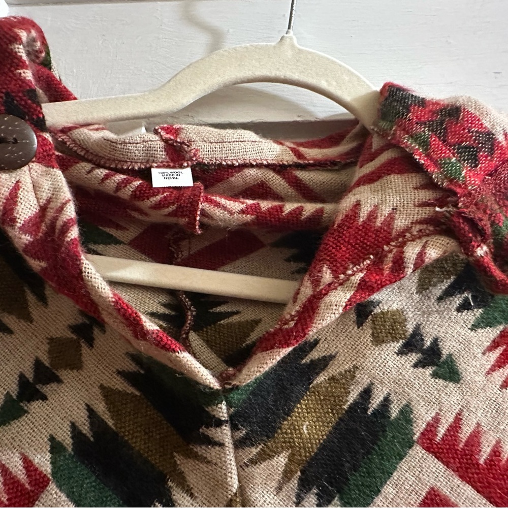 Wool Red Geometric Patterned Poncho - Picture 3 of 5